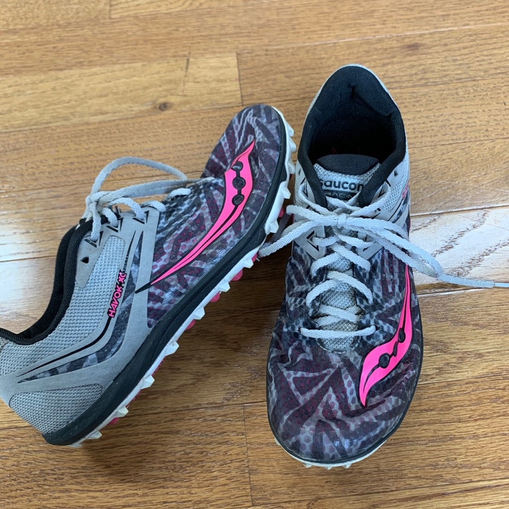 Saucony Running Spikes